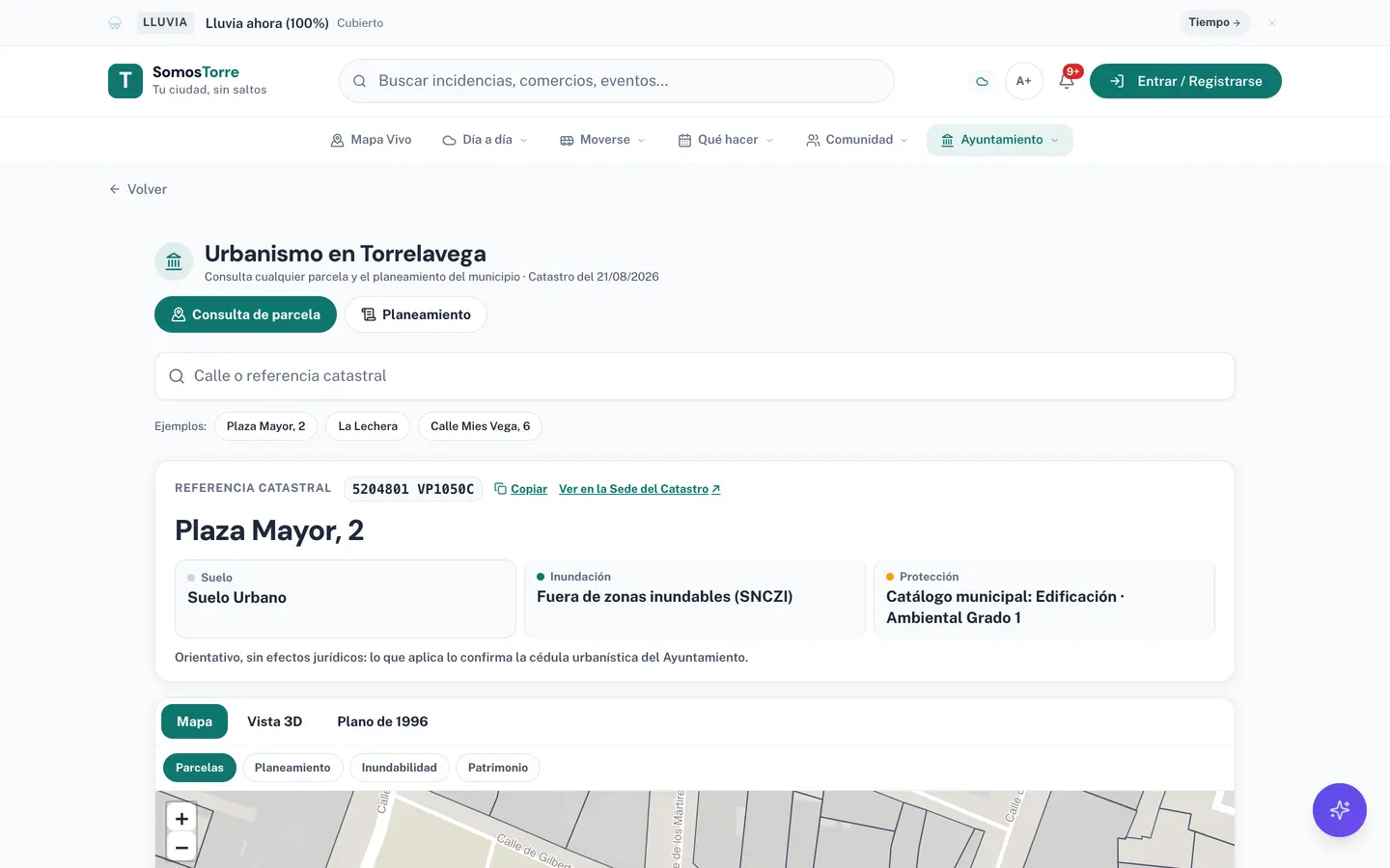 Plot lookup in SomosTorre: the plot at Plaza Mayor, 2 in Torrelavega, with its cadastral reference, urban land class, outside flood zones and listed in the municipal heritage catalogue.
